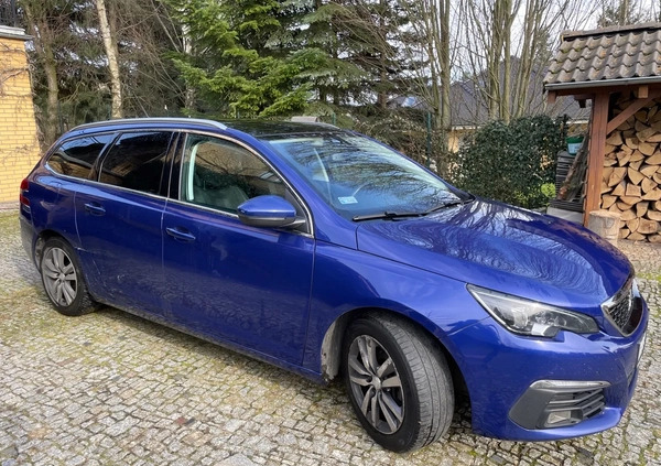 Peugeot 308 cena 43999 przebieg: 117000, rok produkcji 2018 z Poznań małe 326